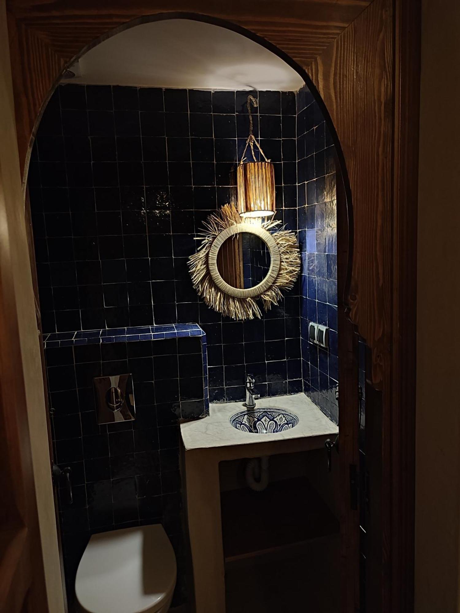 Private Room In Apartment Tov タガズー エクステリア 写真