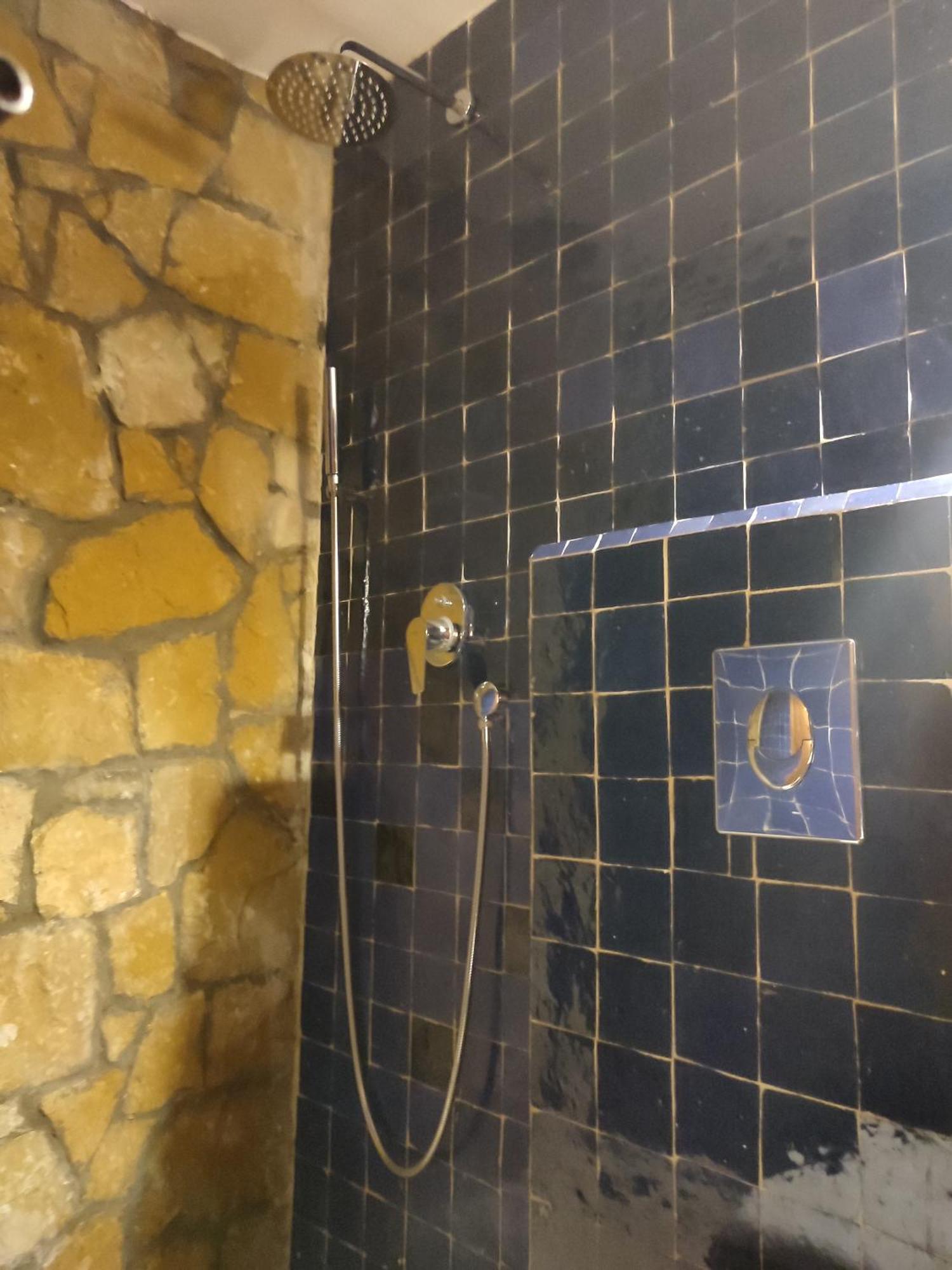 Private Room In Apartment Tov タガズー エクステリア 写真