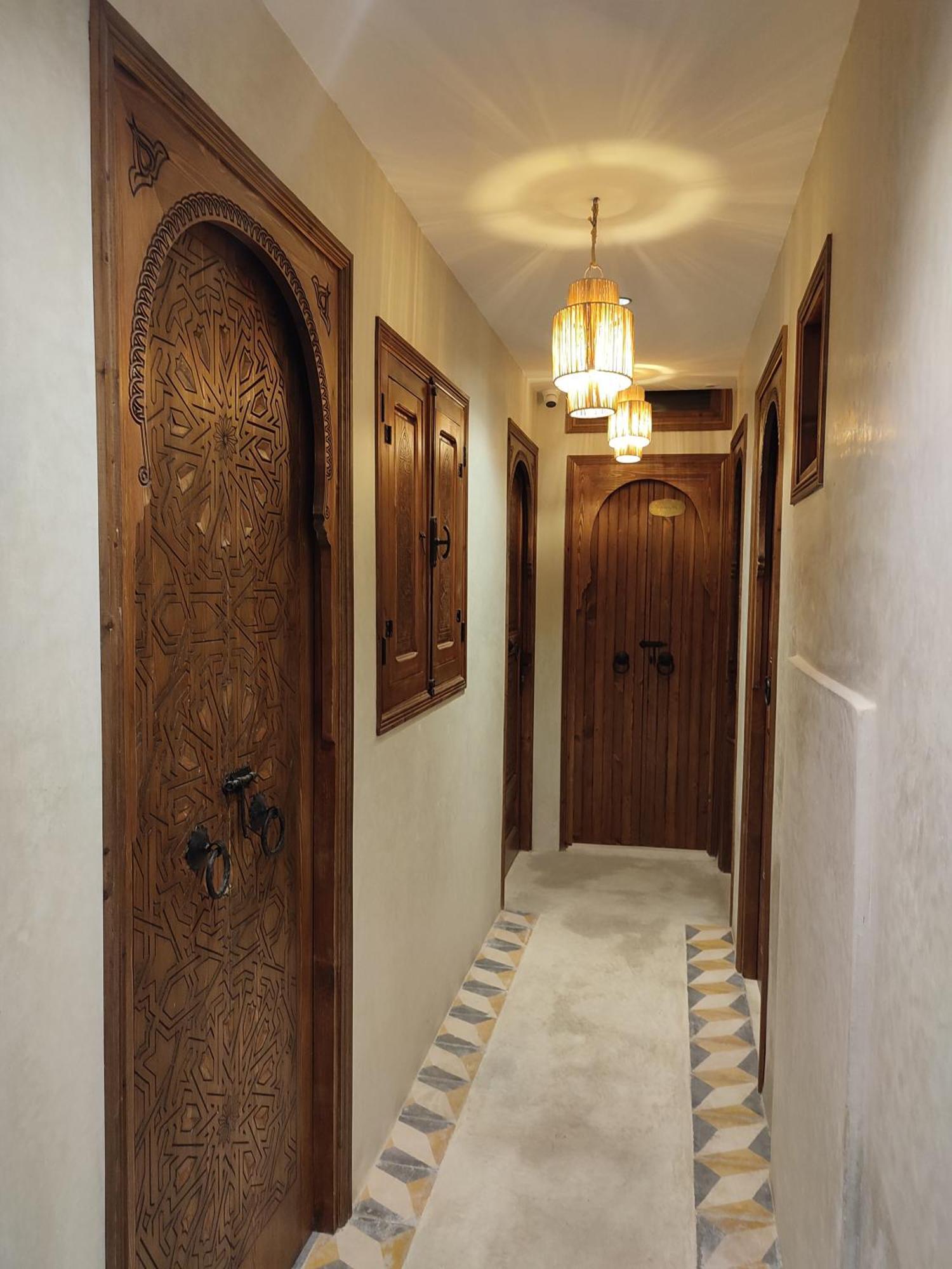 Private Room In Apartment Tov タガズー エクステリア 写真