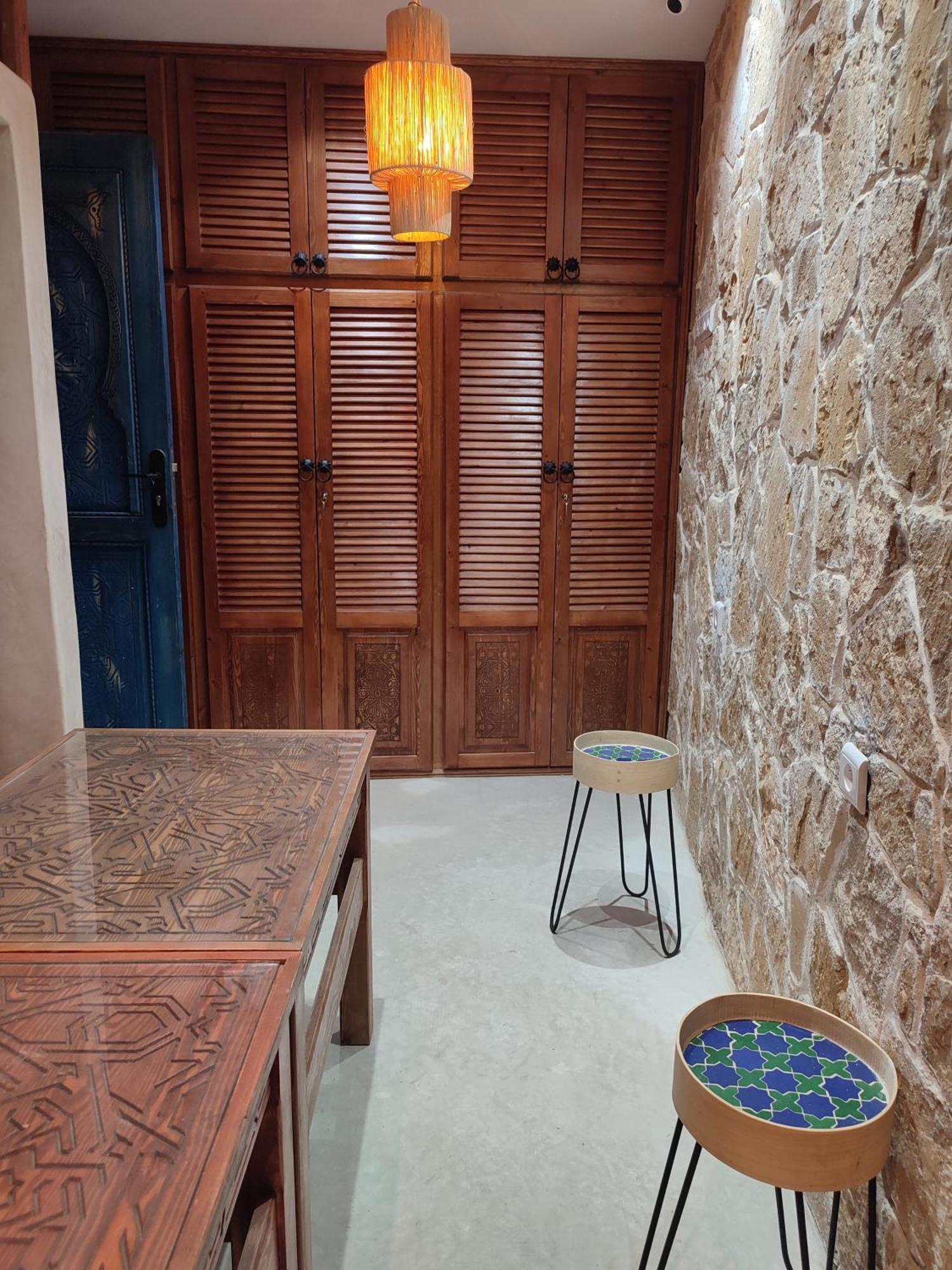 Private Room In Apartment Tov タガズー エクステリア 写真